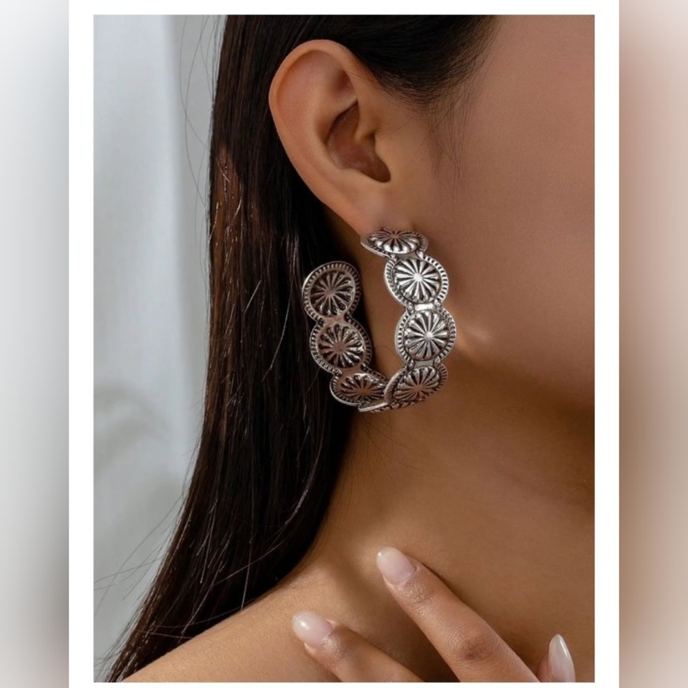 Silver faux Vintage Western Hoop Earrings - Picture 2 of 7
